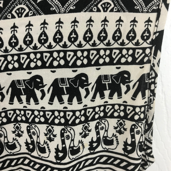 Staring at Stars Elephant Romper Black Ivory Small - Picture 2 of 5